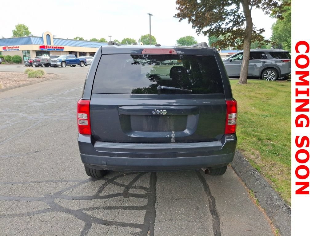 Used 2016 Jeep Patriot Sport w/ Power Value Group FWD image 7