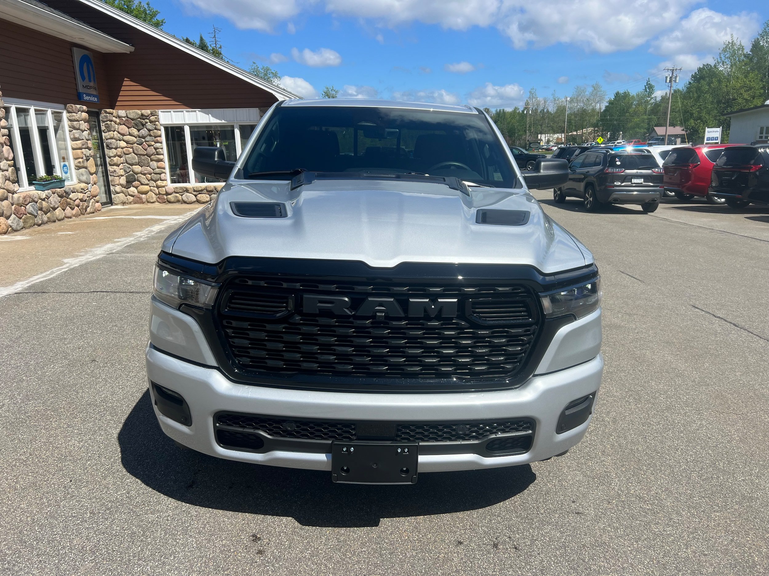 New 2026 RAM 1500 Express AWD/4WD image 2