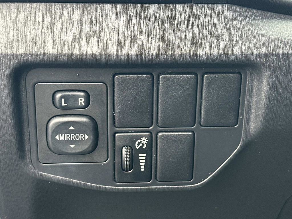 Used 2013 Toyota Prius Three image 21