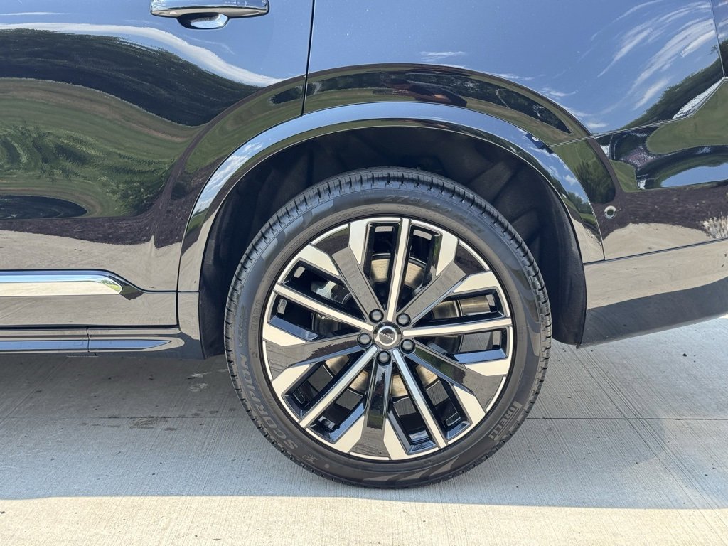 New 2026 Volvo XC90 T8 Plus image 8