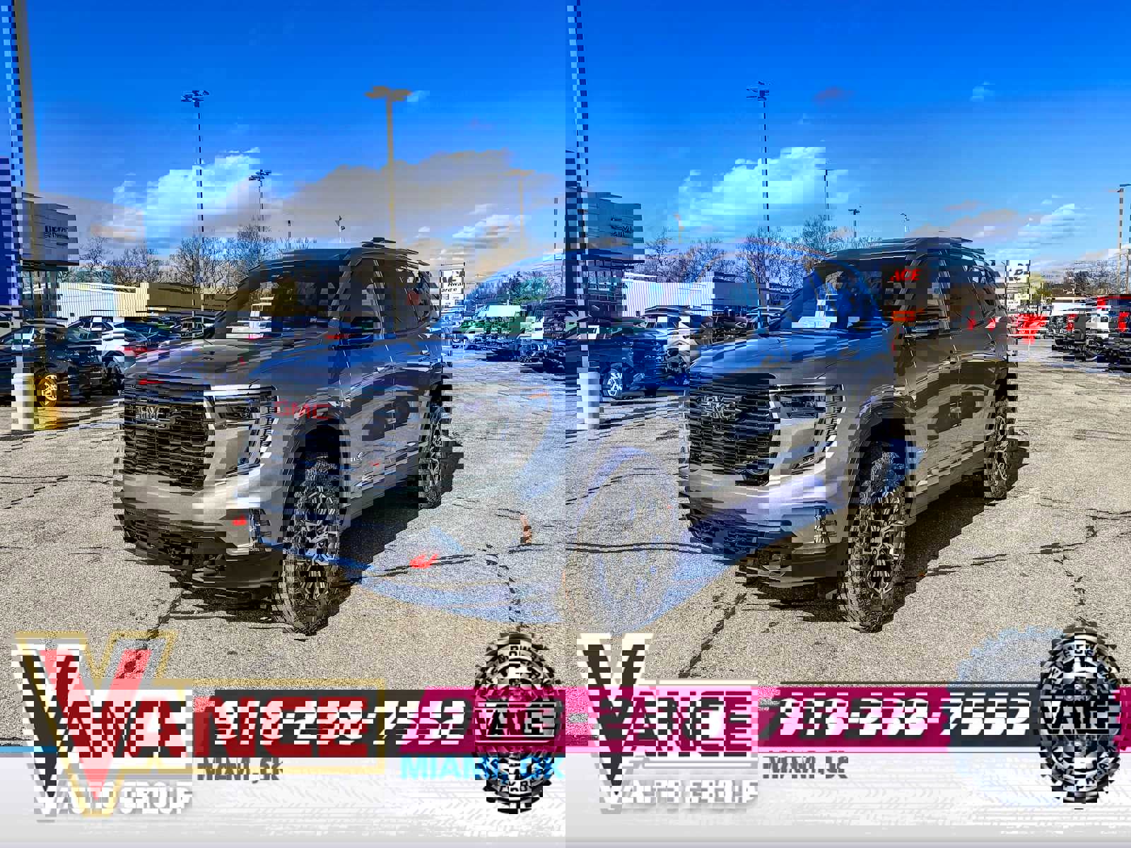 New 2026 GMC Acadia AT4 w/ Luxury Package image 3