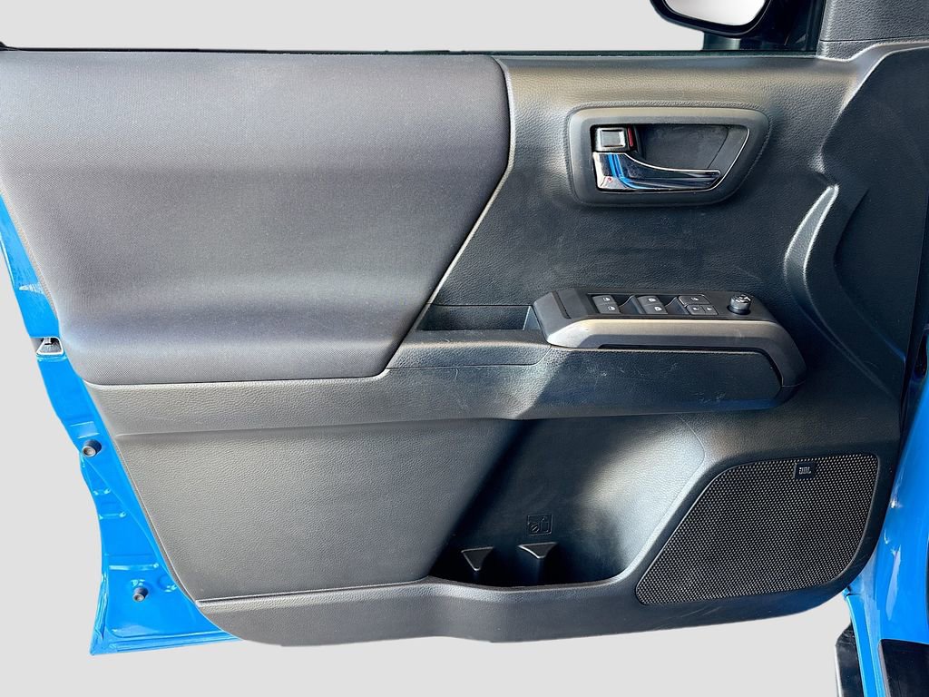 Used 2019 Toyota Tacoma TRD Pro AWD/4WD image 24