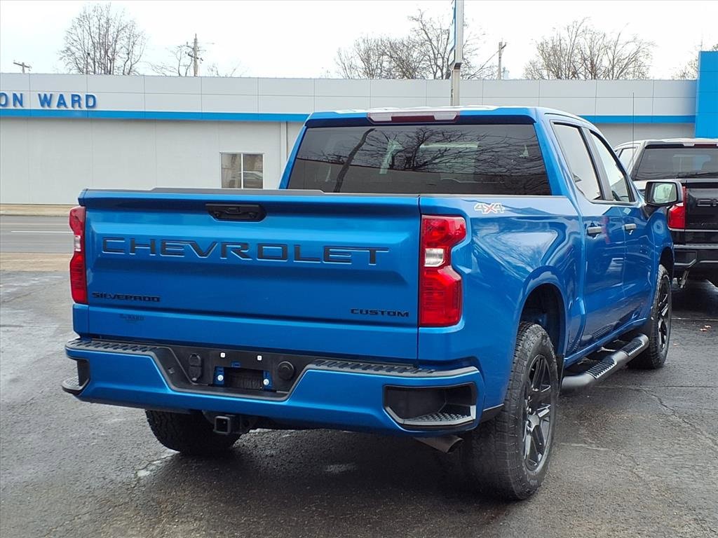 Used 2024 Chevrolet Silverado 1500 Custom w/ LPO, Dark Essentials Package image 4