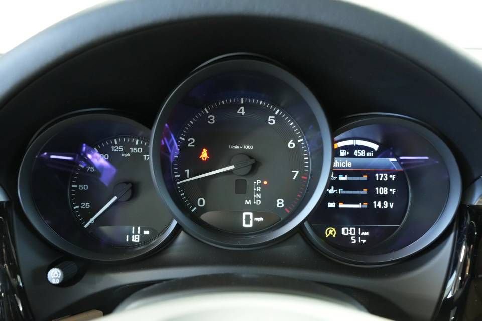 Certified 2026 Porsche Macan AWD/4WD image 14