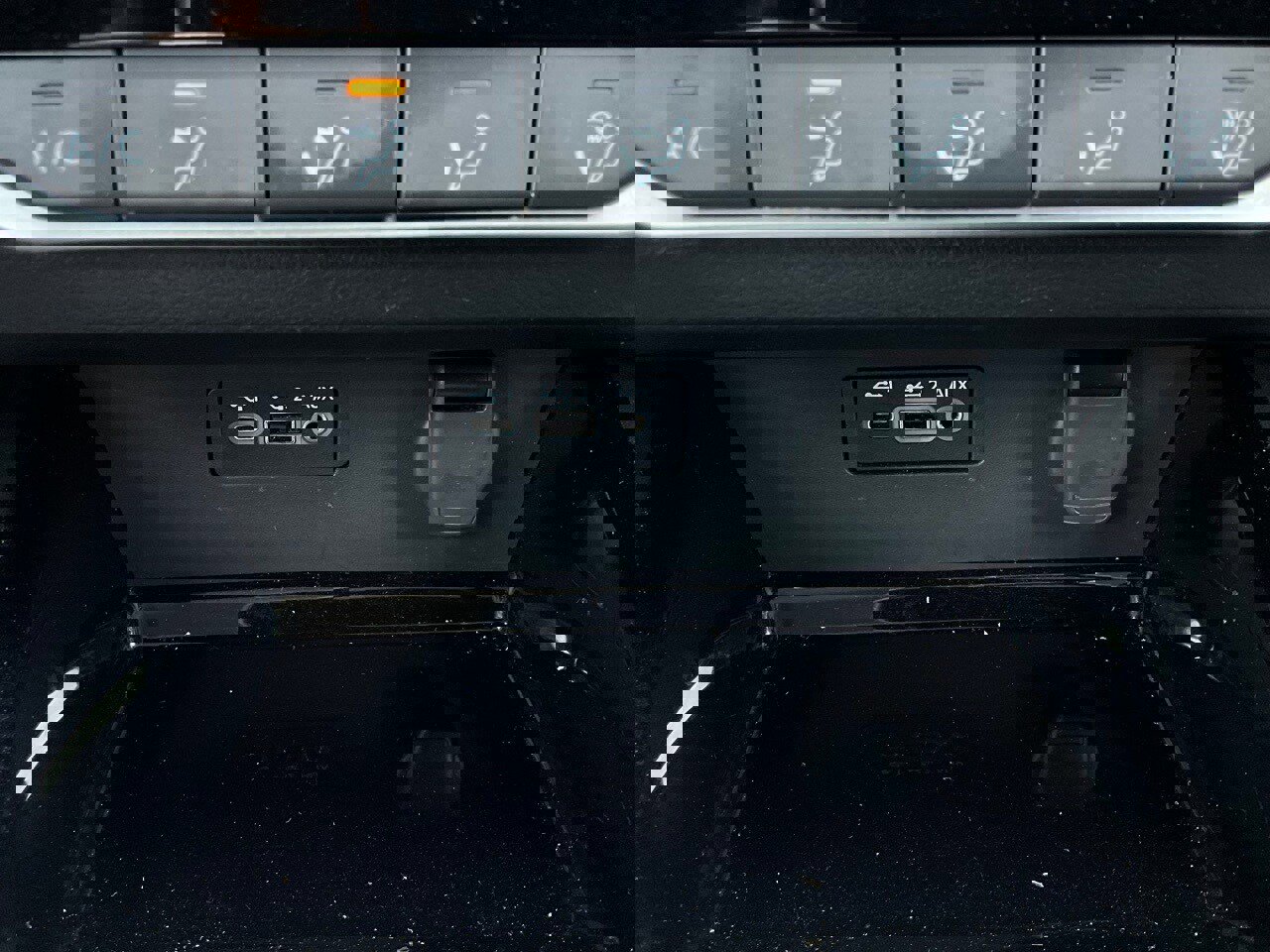 Used 2025 Nissan Altima 2.5 SR image 25