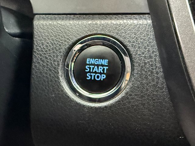 Used 2023 Toyota Camry XSE image 15