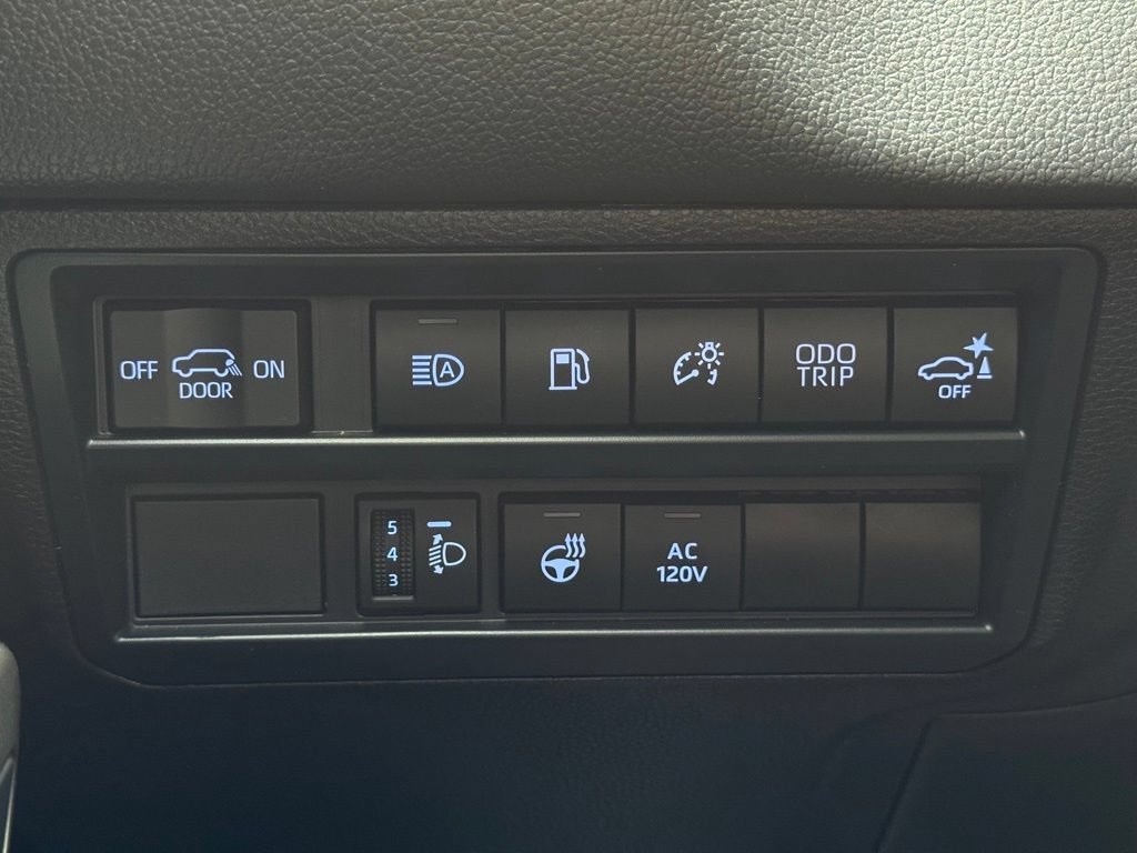 Used 2024 Toyota Sequoia SR5 w/ SR5 Premium Package AWD/4WD image 32