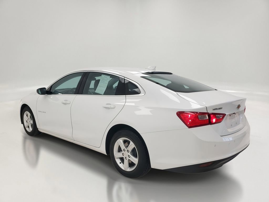 Used 2023 Chevrolet Malibu LT w/ Driver Confidence Package image 3