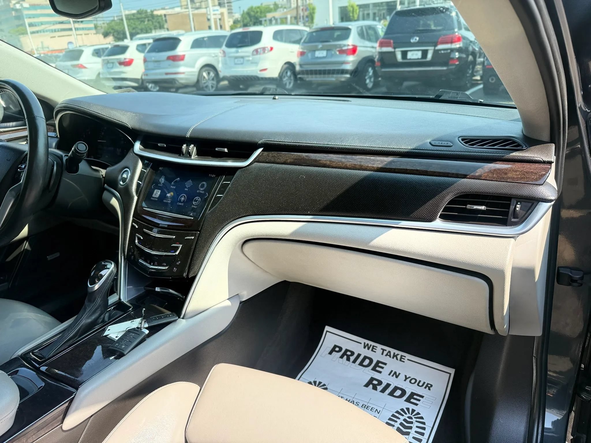 Used 2013 Cadillac XTS Luxury w/ Driver Awareness Package FWD image 39