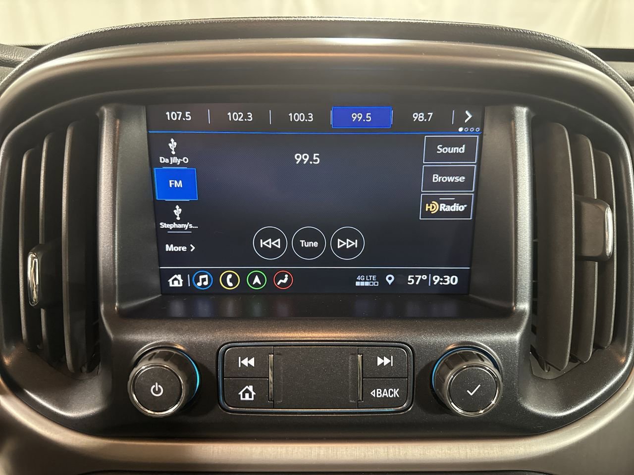 Used 2022 GMC Canyon AT4 image 24