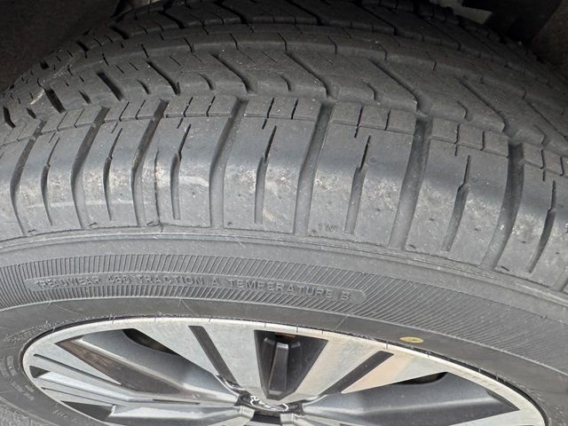 Used 2023 Nissan Rogue SV image 7