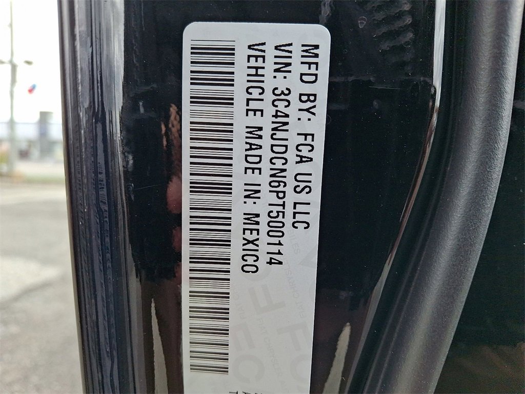 Certified 2024 Jeep Compass Limited w/ Elite Group image 18