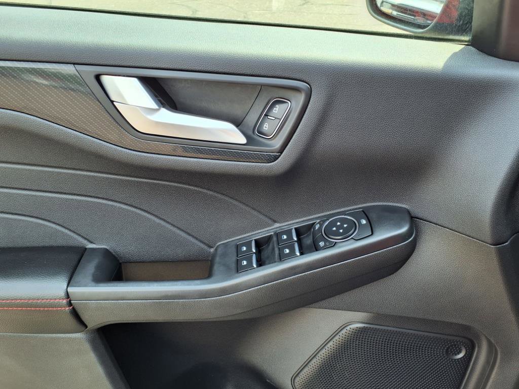 Certified 2023 Ford Escape ST-Line image 16