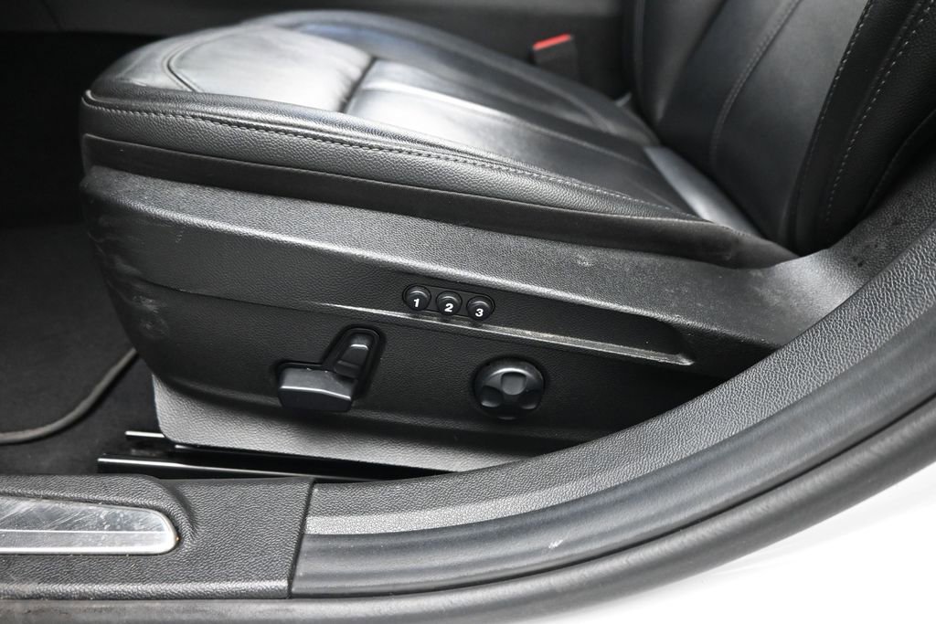 Used 2021 Alfa Romeo Giulia Ti w/ Nero Edizione RWD image 10