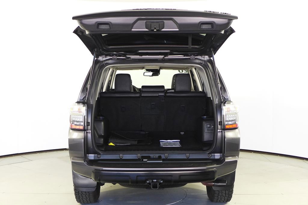 Used 2020 Toyota 4Runner TRD Pro AWD/4WD image 10