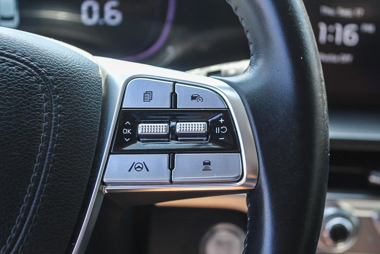 Used 2024 Kia Telluride S w/ S Sunroof Package FWD image 30