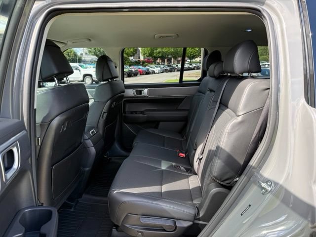 Used 2025 Hyundai Santa Fe SEL w/ Tow & Go Package FWD image 26