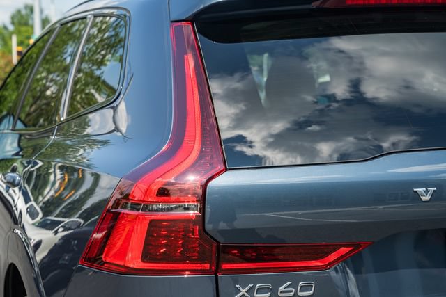 New 2026 Volvo XC60 B5 Ultra w/ Protection Package Premier AWD/4WD image 7