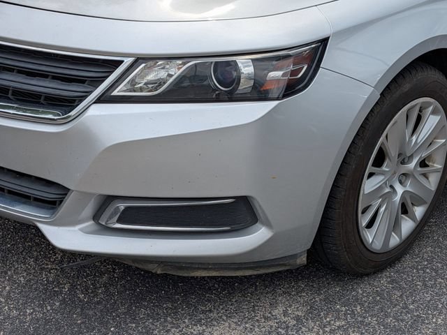 Used 2018 Chevrolet Impala LS FWD image 4