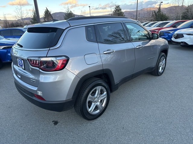 Used 2024 Jeep Compass Latitude image 5