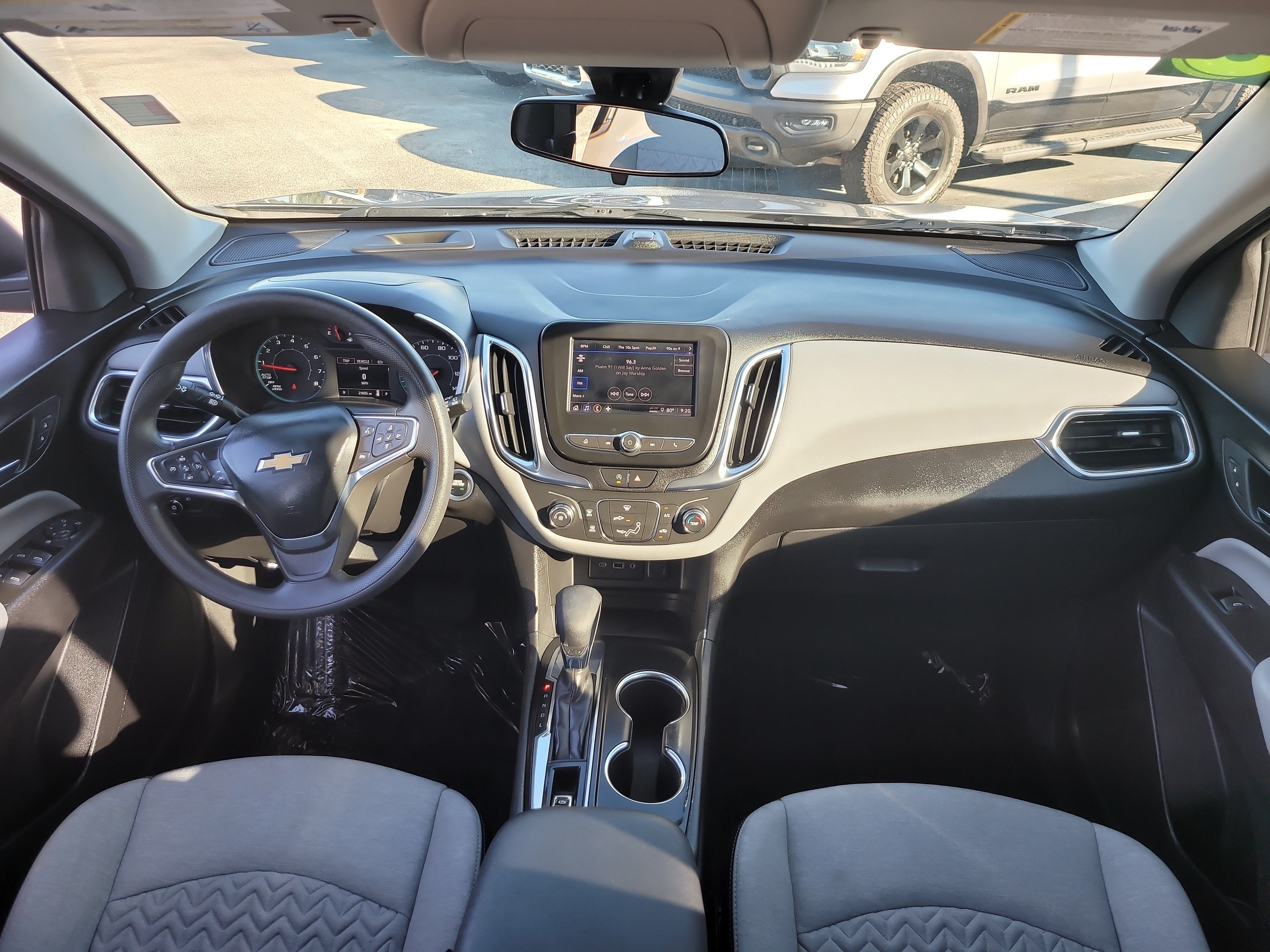Used 2023 Chevrolet Equinox LS w/ Driver Confidence II Package FWD image 14