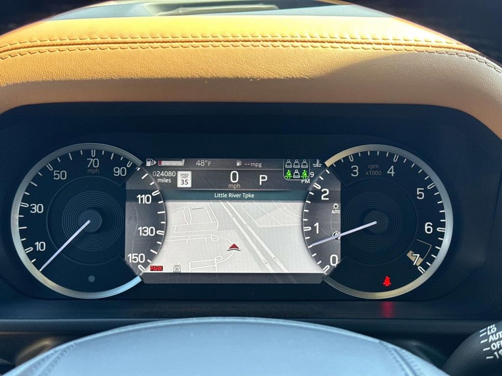 Used 2023 Land Rover Defender 130 X image 8