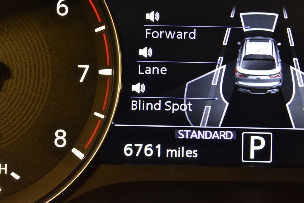 Certified 2025 INFINITI QX55 Luxe w/ Cargo Package image 22