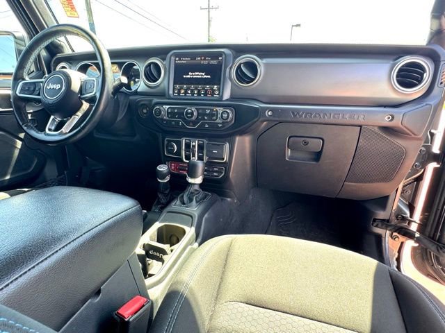 Used 2021 Jeep Wrangler Unlimited Rubicon 4xe w/ Steel Bumper Group AWD/4WD image 13