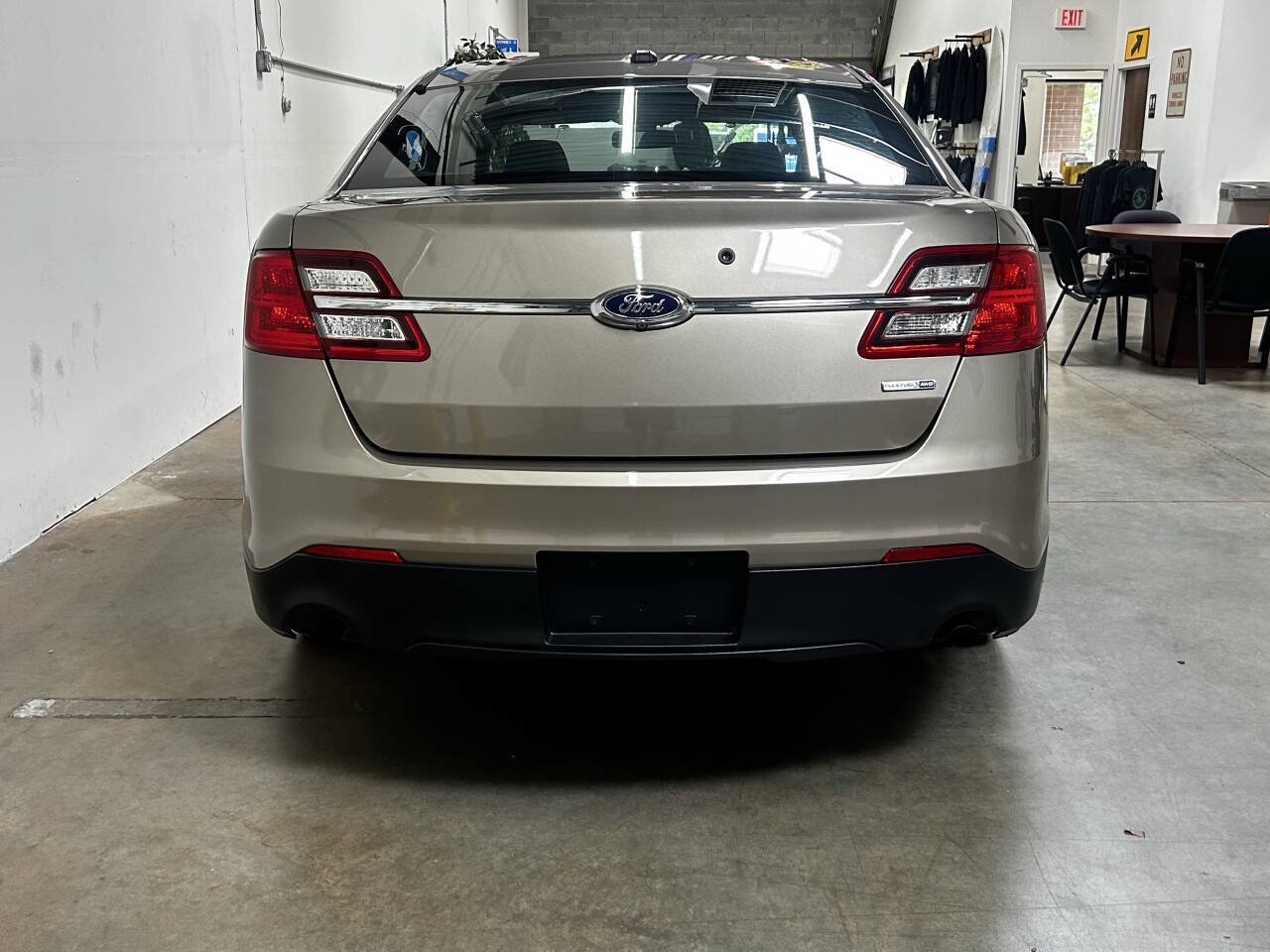 Used 2015 Ford Taurus Police Interceptor AWD w/ Ready For The Road Package image 8