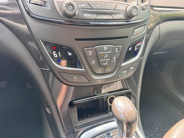 Used 2016 Buick Regal Premium FWD image 21