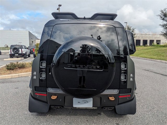 New 2025 Land Rover Defender 110 image 7