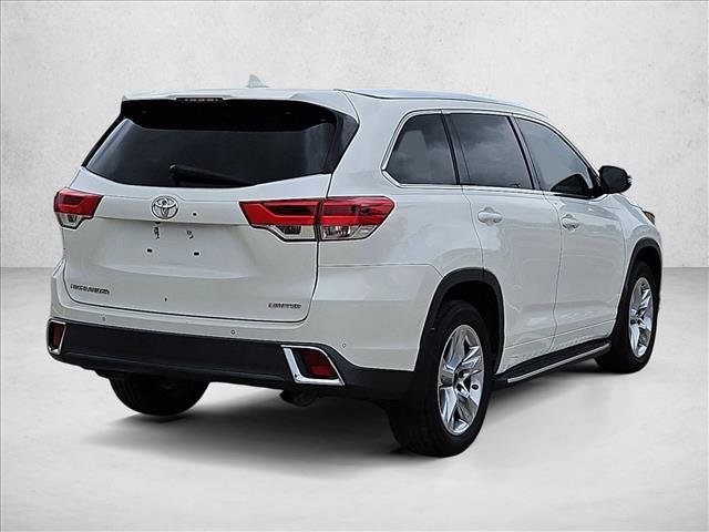 Used 2017 Toyota Highlander Limited FWD image 5