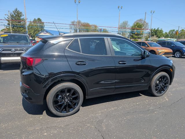 Used 2026 Buick Encore GX Sport Touring w/ Comfort Package AWD/4WD image 9