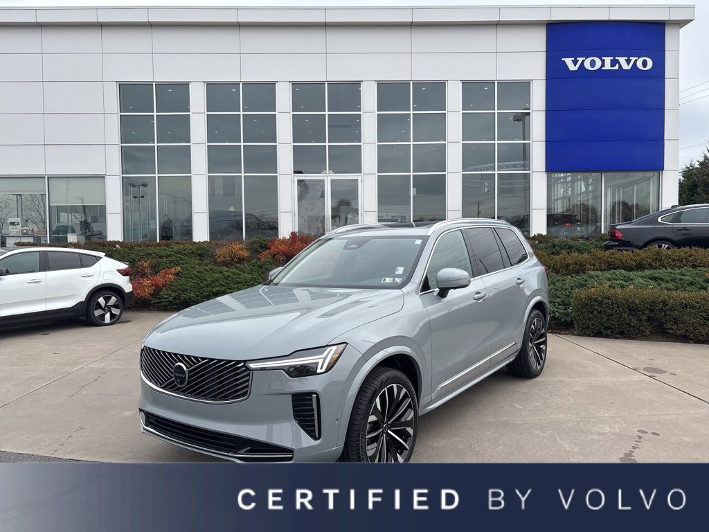 Certified 2025 Volvo XC90 B5 Plus image 1
