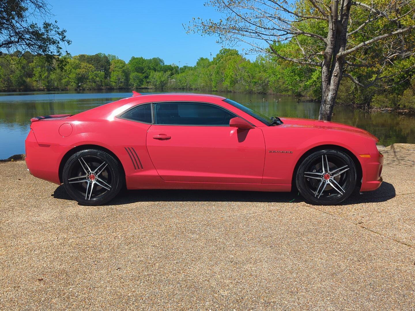 Used 2012 Chevrolet Camaro SS w/ RS Package image 3