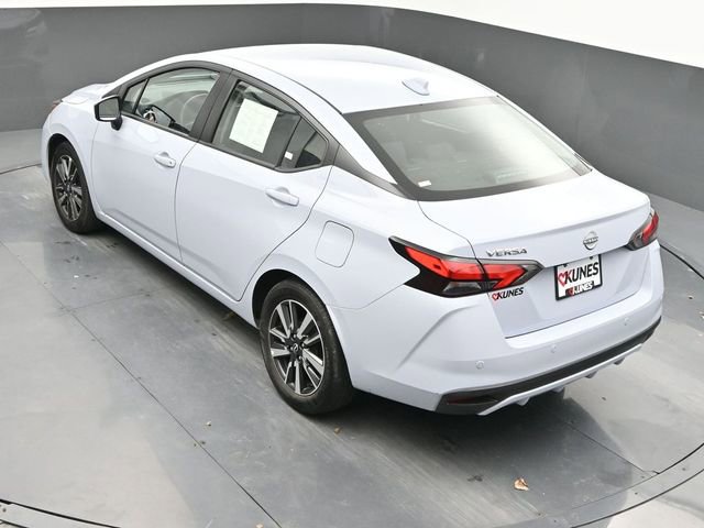 Used 2025 Nissan Versa SV image 37