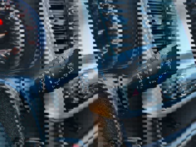 Used 2016 Toyota Highlander Plus AWD/4WD image 25