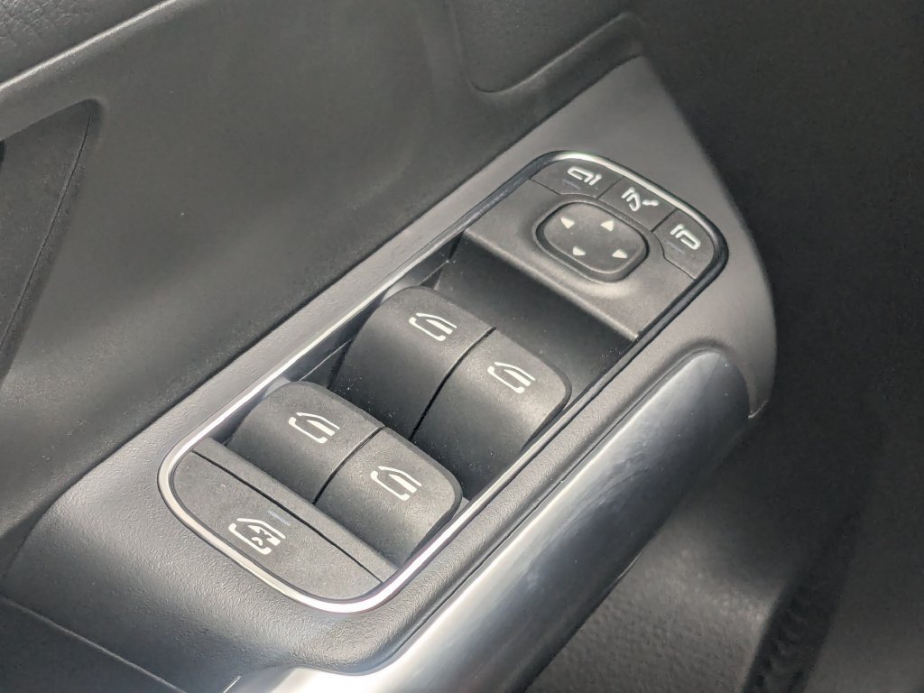 Certified 2026 Mercedes-Benz GLA 250 4MATIC image 9