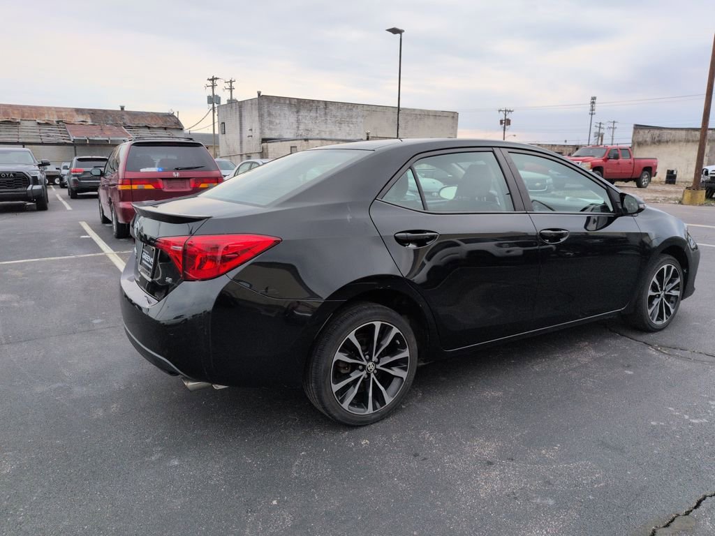 Used 2017 Toyota Corolla SE w/ Carpet Mat Package (TMS) image 6