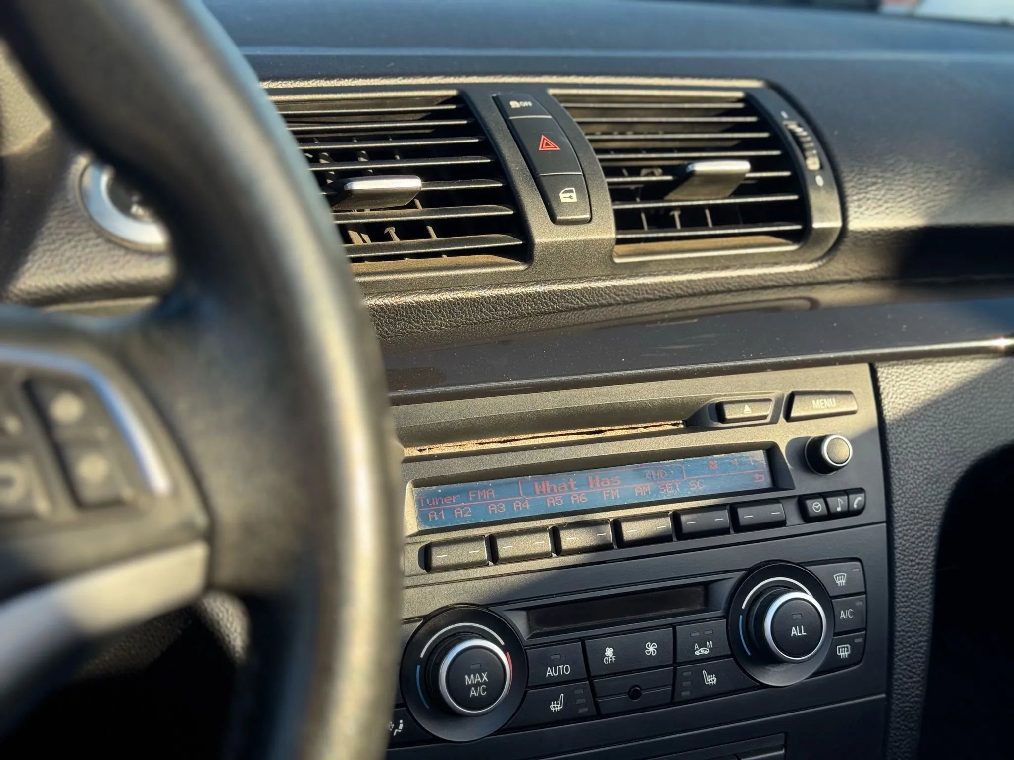 Used 2013 BMW 128i Convertible image 23