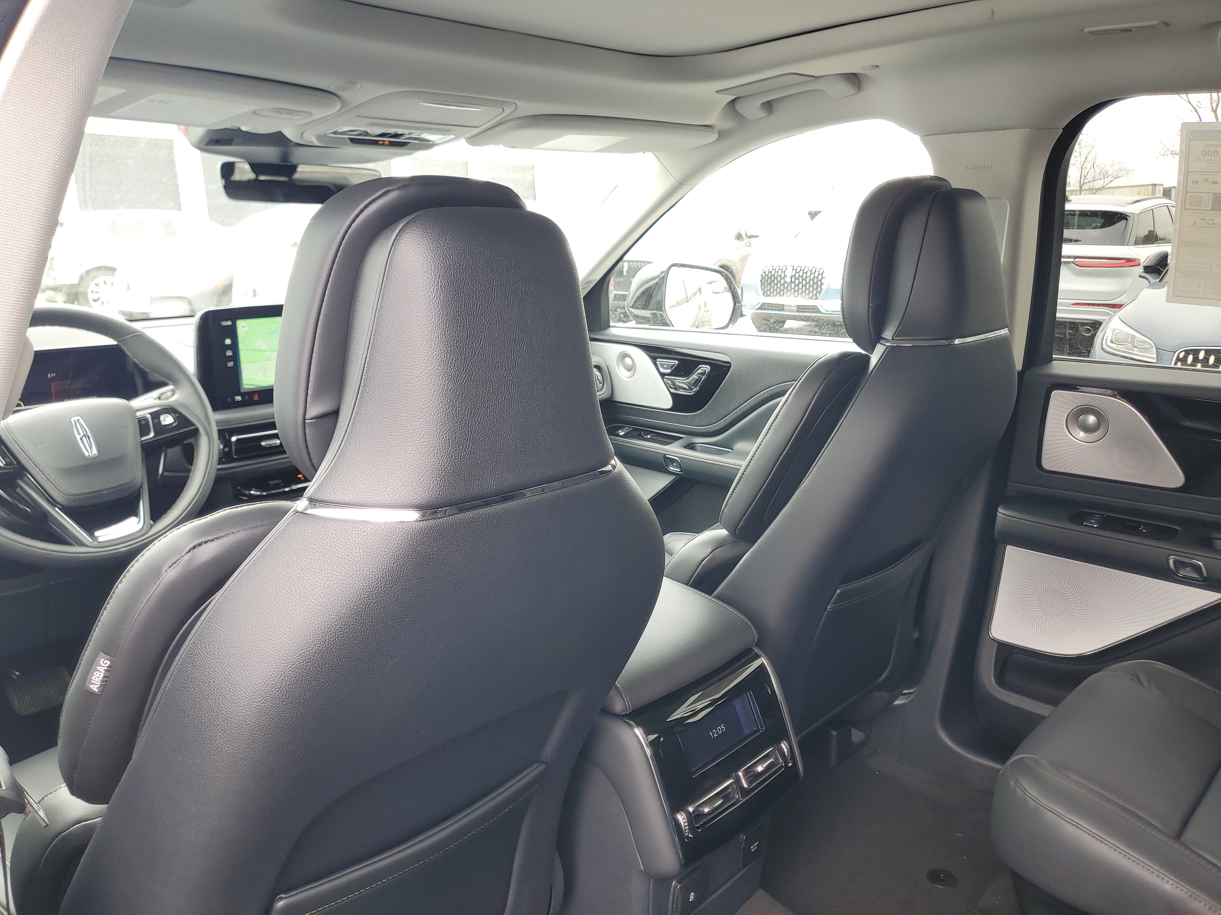 New 2026 Lincoln Aviator Reserve AWD/4WD image 24
