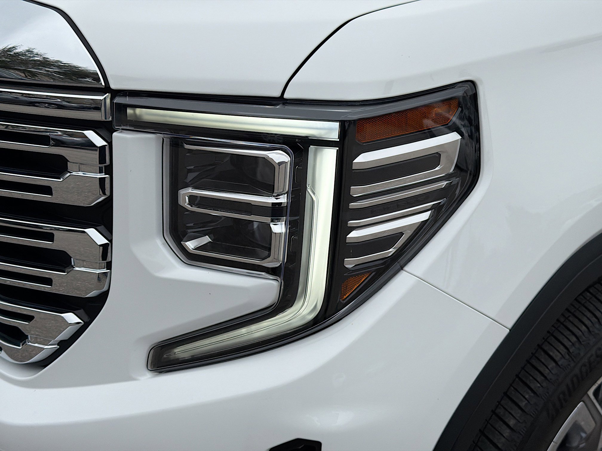 Used 2024 GMC Sierra 1500 Denali image 9