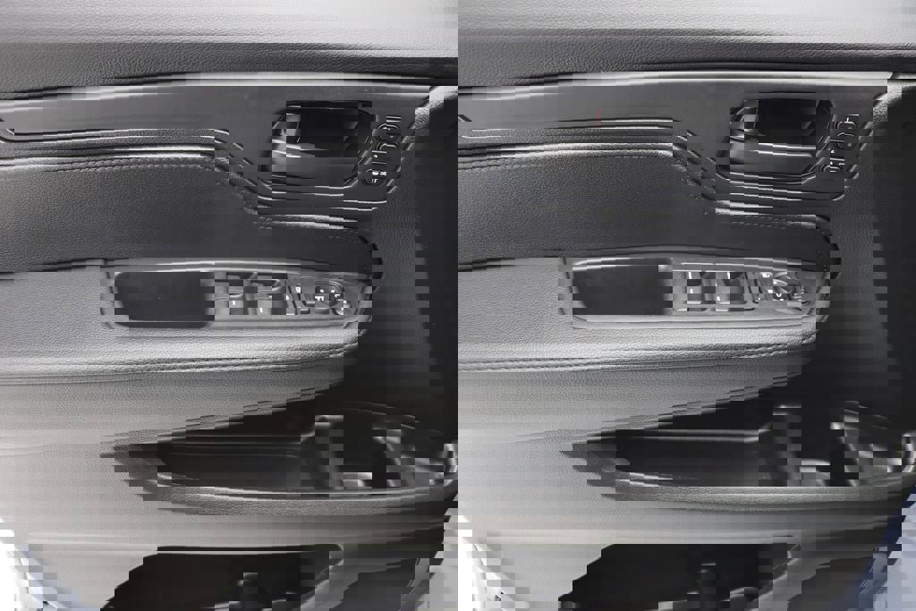 Used 2025 Honda Odyssey Sport-L image 15