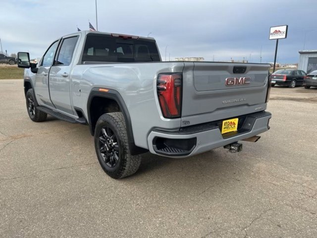 Used 2025 GMC Sierra 2500 AT4 w/ AT4 Premium Plus Package image 5