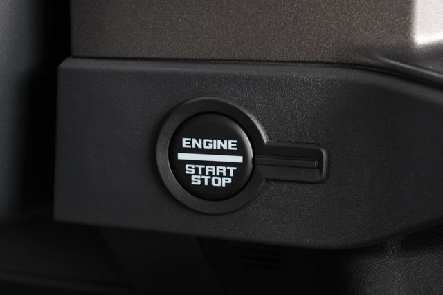 New 2025 Ford Bronco 4-Door AWD/4WD image 13