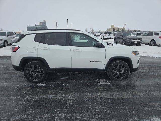 New 2026 Jeep Compass Latitude image 1