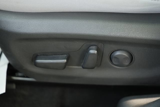 Used 2023 Hyundai Kona SE FWD image 22