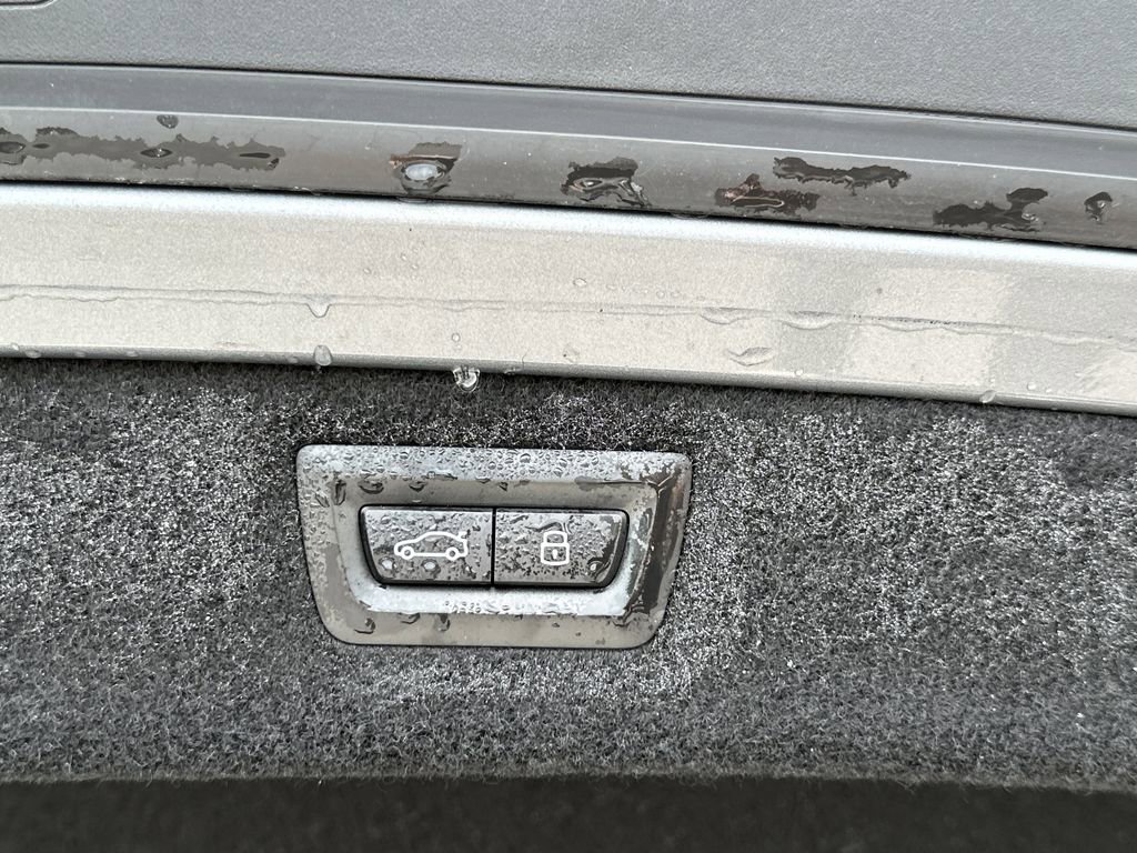 Used 2024 BMW 840i Coupe w/ Driving Assistance Package image 30