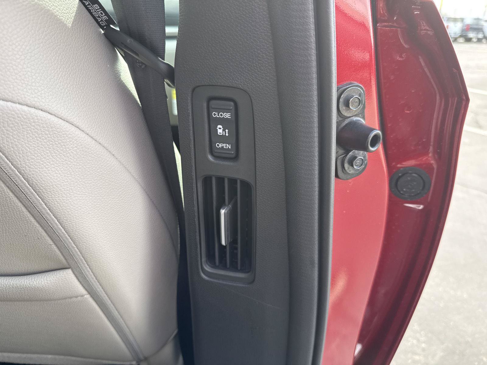 Used 2026 Honda Odyssey Touring image 28