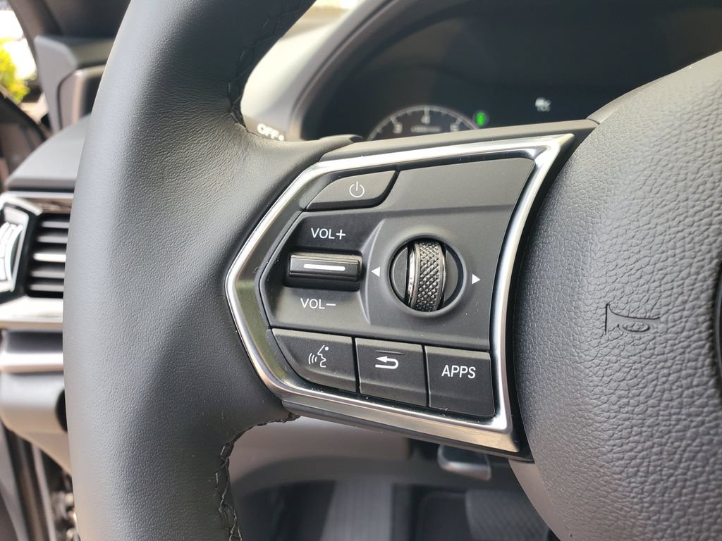 Used 2026 Acura RDX SH-AWD image 25